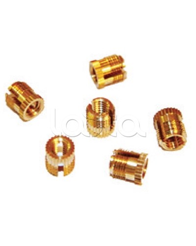 Втулка забивная с внутренней резьбой M6 (10 шт/уп) DKC 501007 в Сочи Крепеж: Дюбели, шурупы, саморезы Pintop.ru