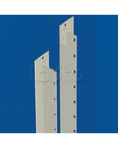 Стойки вертикальные, для установки панелей, для шкафов В=1800мм, 1 упаковка - 2шт. DKC R5TE18 в Сочи Аксессуары для стоек и шкафов Pintop.ru