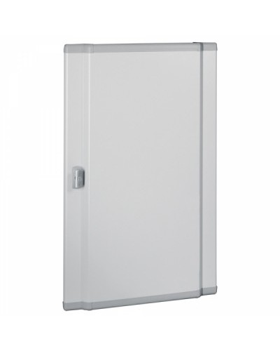 Дверь изогнутая металлическая Legrand 020554 в Сочи Аксессуары для стоек и шкафов Pintop.ru