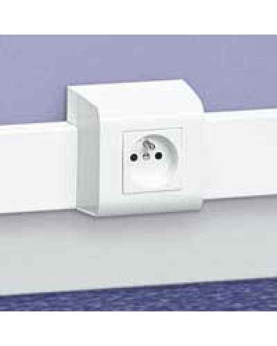 Суппорт Mosaic 75x20 2М LEGRAND 030378 в Сочи Аксессуары для кабель-канала Pintop.ru