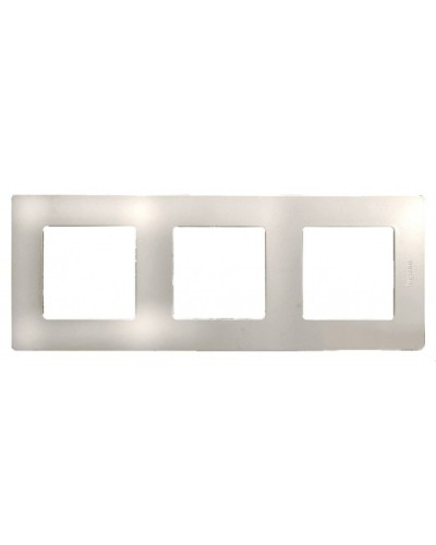 Рамка 3 поста Etika слоновая кость Legrand 672513 в Сочи Аксессуары для кабель-канала Pintop.ru
