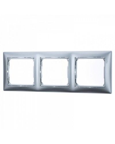 Рамка 3п Valena Legrand 770153 в Сочи Аксессуары для кабель-канала Pintop.ru
